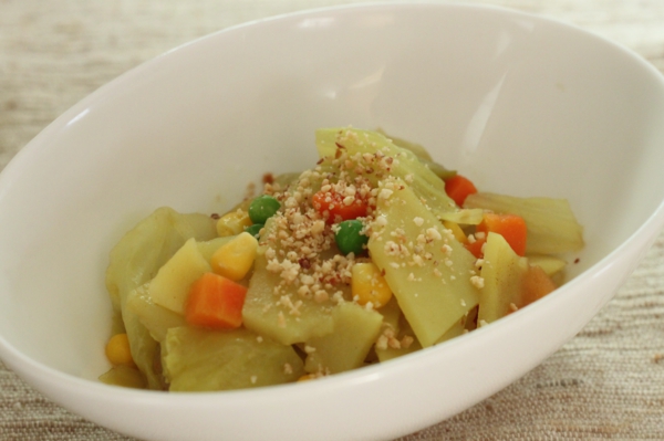 じゃがいもとキャベツの蒸し煮